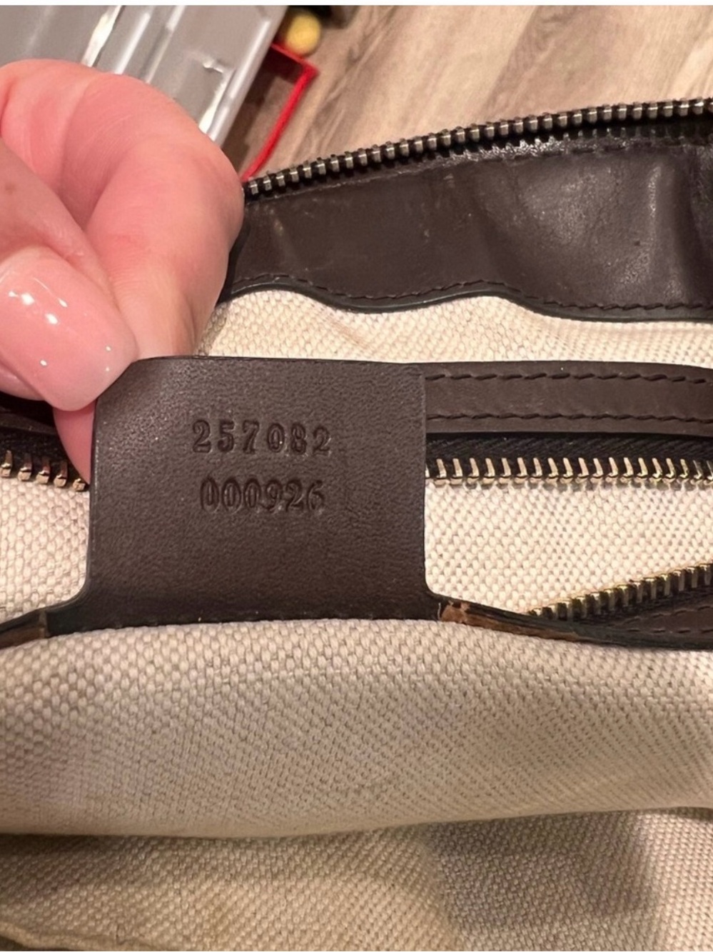Gucci Brown GG Canvas Crossbody with Red & Green Web Stripe - Picture 2 of 13